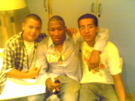 moi &eacute; mon cousin medi avc mokobe                     vraiment un vrai rappeur francais d'origine s&eacute;n&eacute;galaise                 